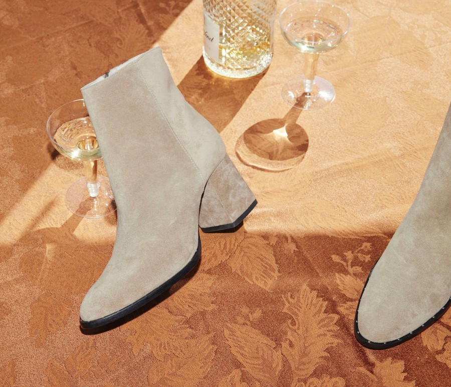 Footwear FREDA SALVADOR | Cyrus Classic Ankle Boot Stone Suede