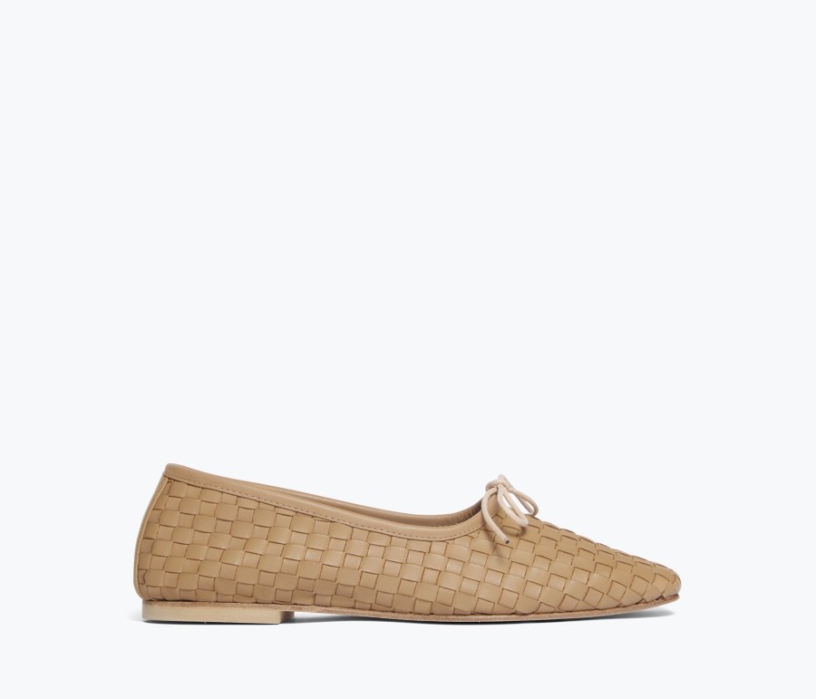 Footwear FREDA SALVADOR | Jada Handwoven Ballet Flat Latte Closed Woven Calf