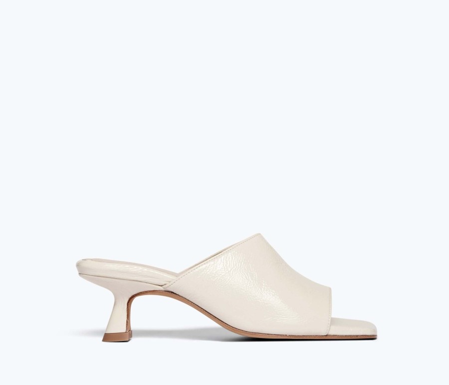 Footwear FREDA SALVADOR | Marianne Midheel Sandal Cream Crinkle Patent