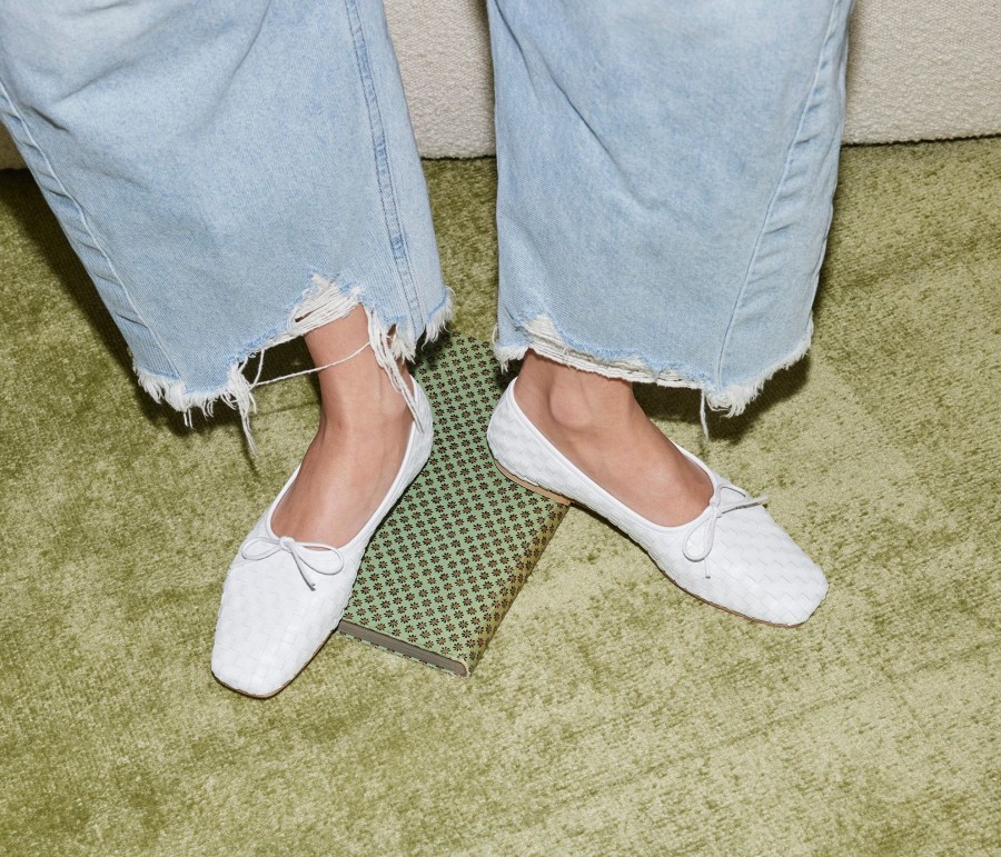 Footwear FREDA SALVADOR | Jada Handwoven Ballet Flat White Closed Woven Calf