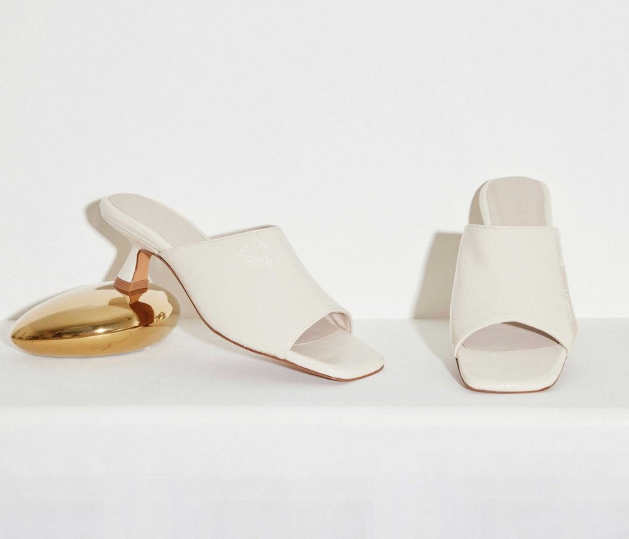 Footwear FREDA SALVADOR | Marianne Midheel Sandal Cream Crinkle Patent